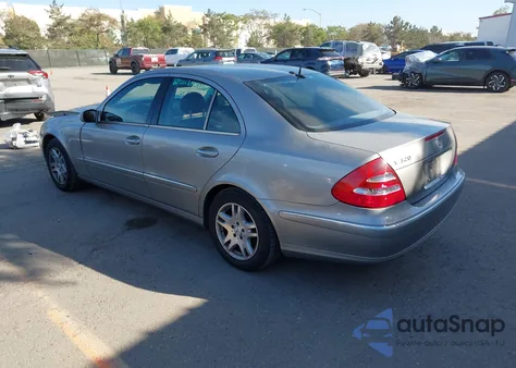 2005 Mercedes-Benz E 320 from USA, damaged, VIN WDBUF65JX5A638602